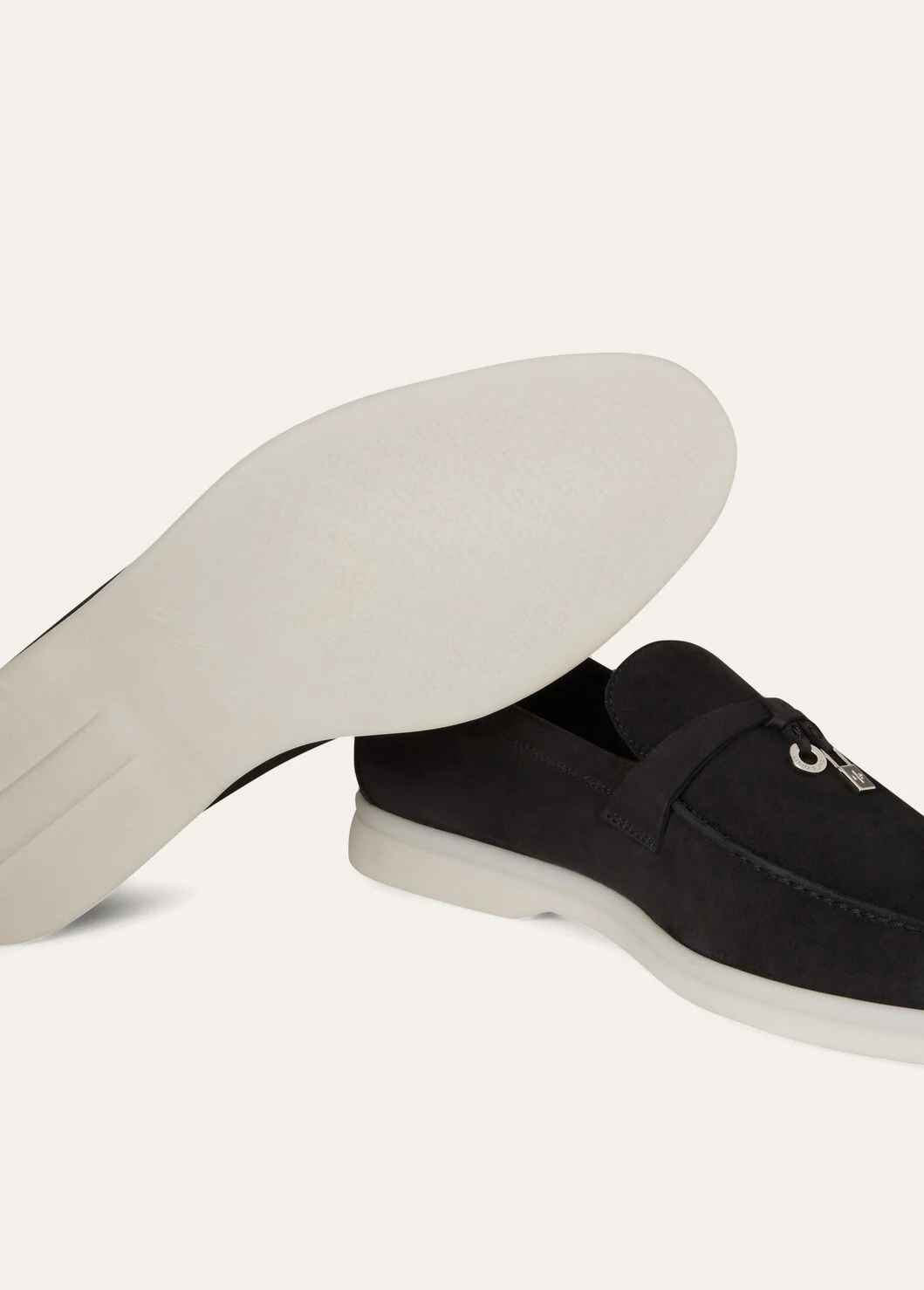 Summer Charms Walk Suede Moccasin - Caviar MB97